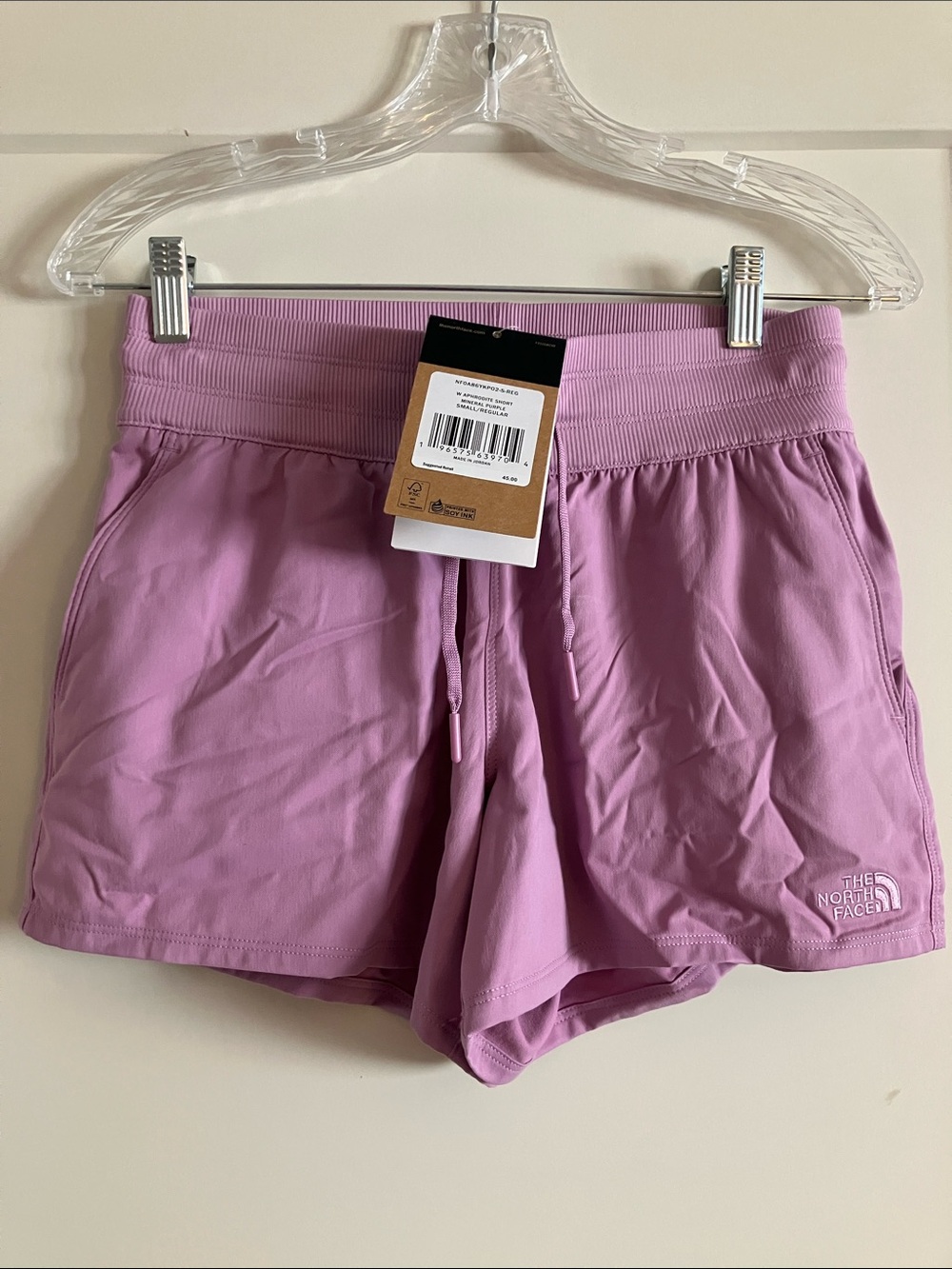The North Face Aphrodite Mineral Purple Women's Athletic Shorts NWT Size Small
